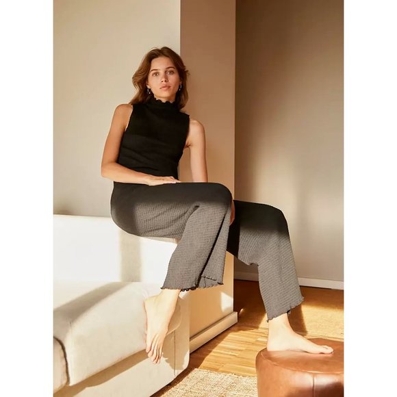 Aritzia Pants - ARITZIA | WILFRED VERONA PULL ON TEXTURED PANT